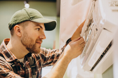 AC Technician Dubai